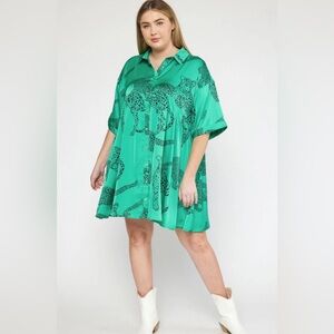 Women’s ENTRO GREEN SATIN CHEETAH PRINT COLLARED BUTTON UP MINI DRESS Size XL